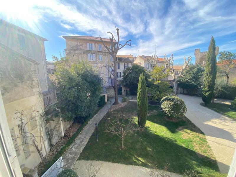 Appartement - 95 m² - 3 pièces