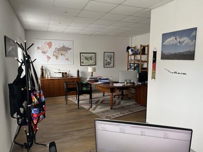 Local commercial - 408 m²