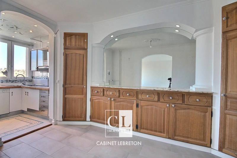 Appartement - 75 m² - 3 pièces