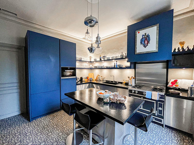 Demeure - 565 m² - 14 pièces