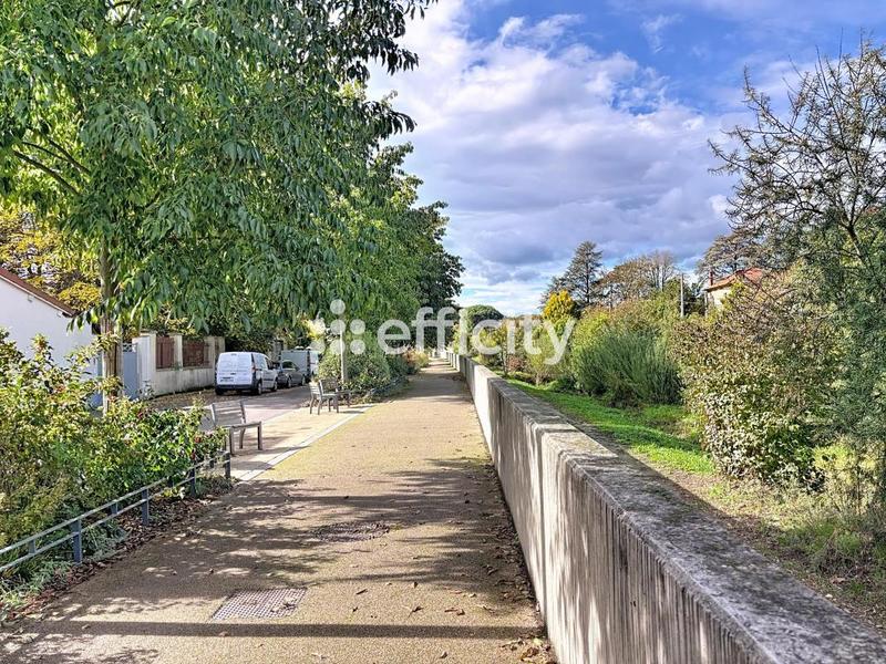 Pavillon - 112 m² - 5 pièces