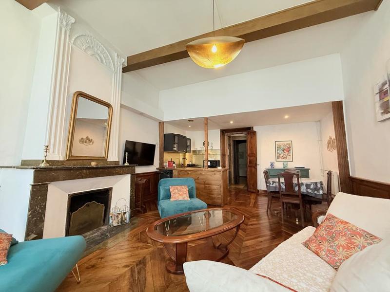 Appartement - 80 m² - 3 pièces