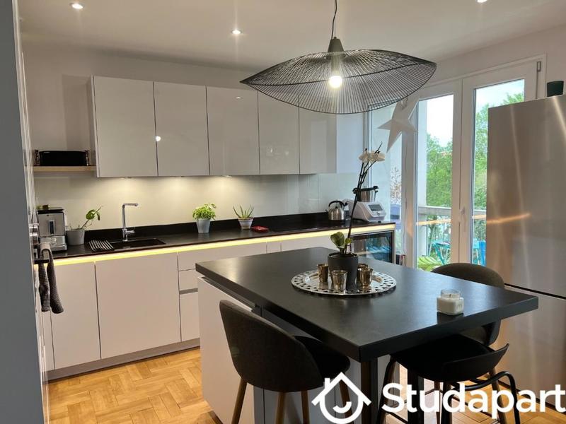 Chambre - 12 m² - 1 pièce