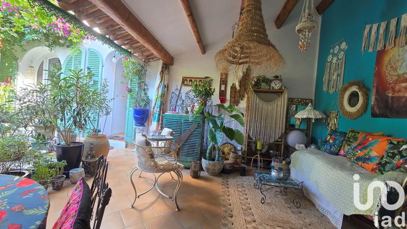 Maison - 197 m² - 7 pièces