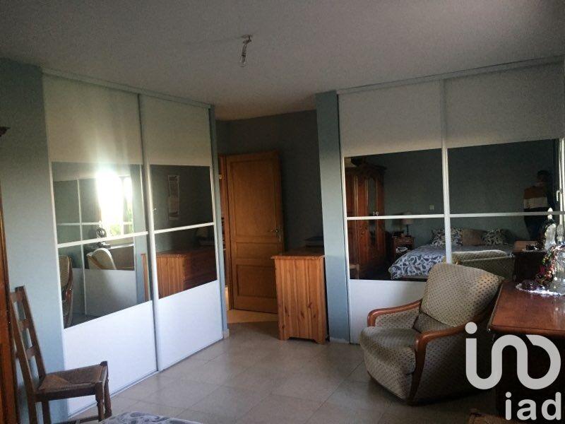 Maison - 205 m² - 8 pièces