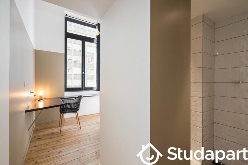 Chambre - 14 m² - 1 pièce