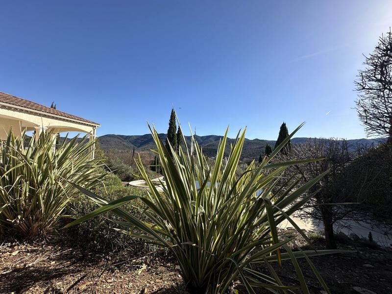 Villa - 212 m² - 6 pièces