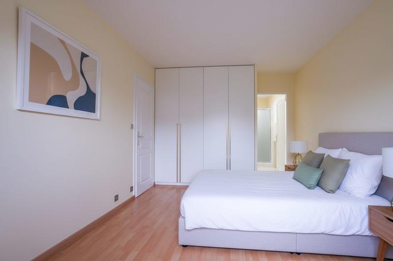 Maison traditionnelle - 144 m² - 6 pièces