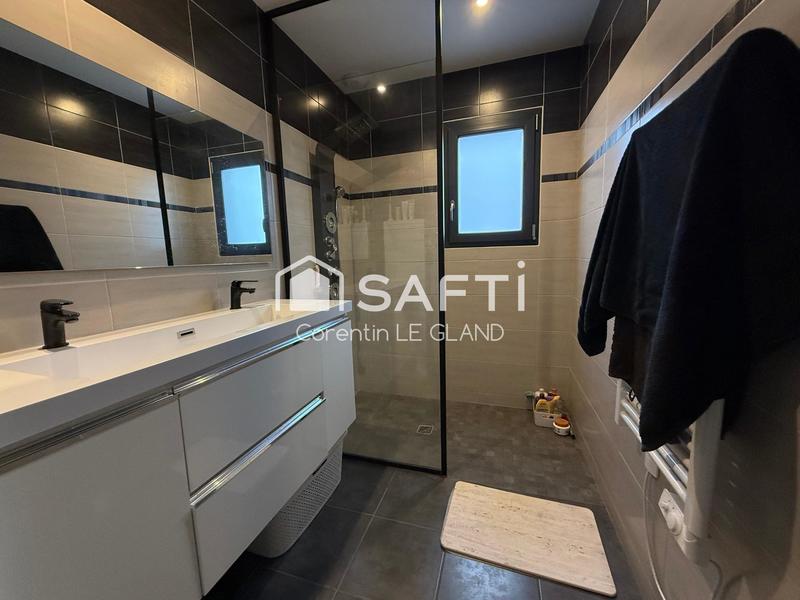 Maison - 120 m² - 6 pièces