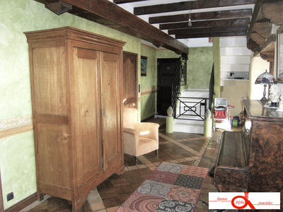 Maison ancienne - 310 m² - 10 pièces