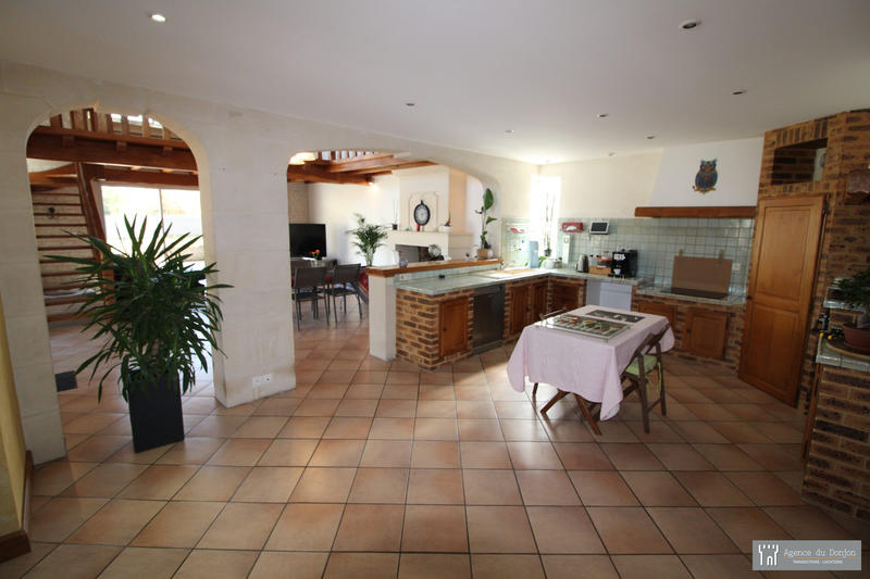 Maison ancienne - 210 m² - 6 pièces