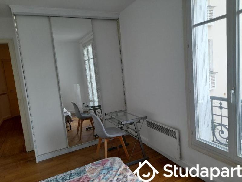 Chambre - 13 m² - 1 pièce