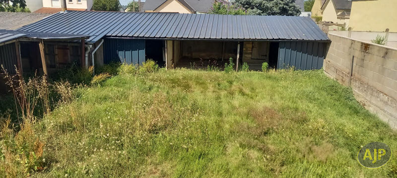 Maison - 150 m² - 10 pièces