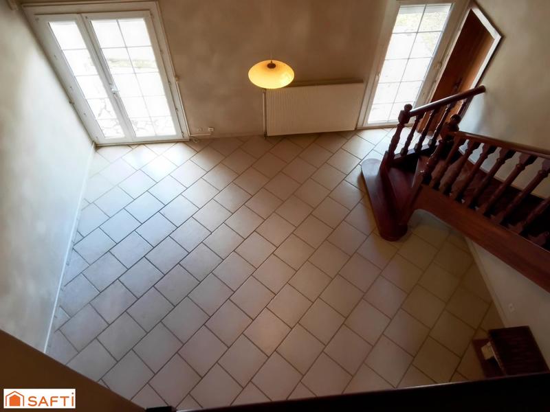 Maison - 118 m² - 8 pièces