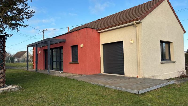 Maison - 90 m² - 4 pièces