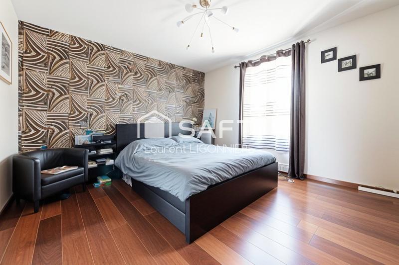 Maison - 180 m² - 7 pièces