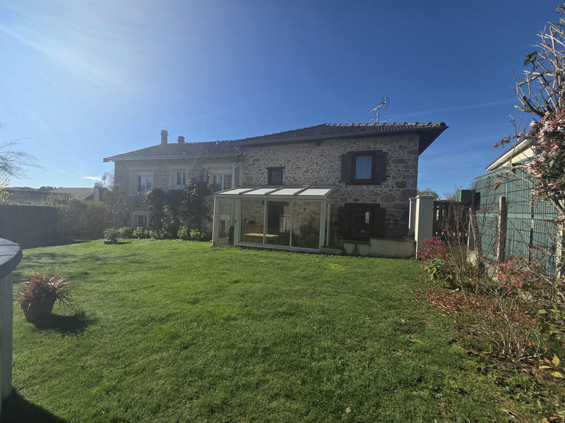 Maison de village - 171 m² - 10 pièces