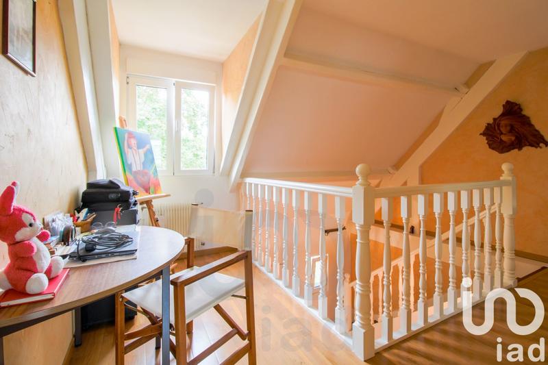 Maison - 225 m² - 10 pièces