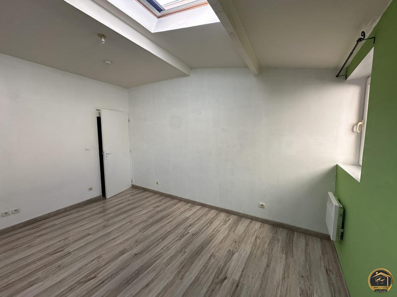 Maison - 192 m² - 10 pièces