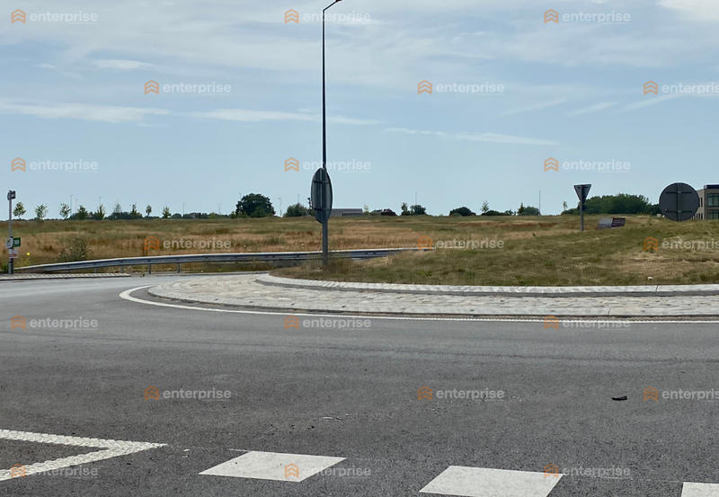 Local d'activité / Entrepôt - 5 815 m²