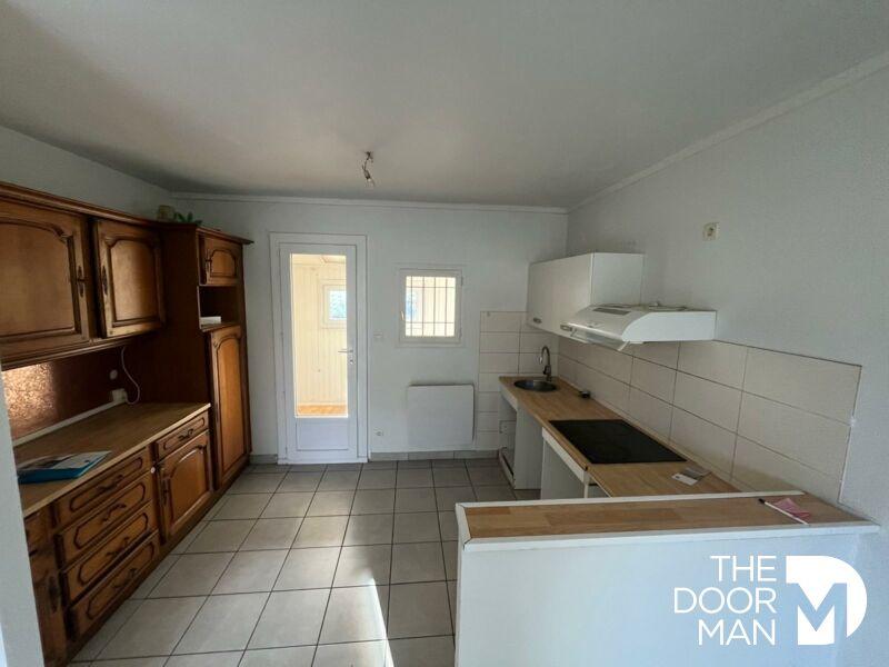 Maison jumelée - 86 m² - 5 pièces