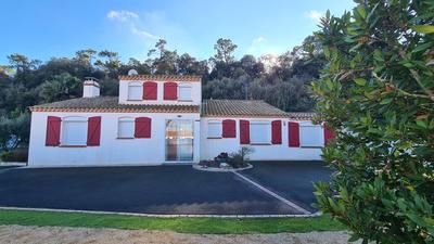 Maison - 128 m² - 5 pièces