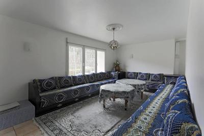 Maison - 250 m² - 7 pièces