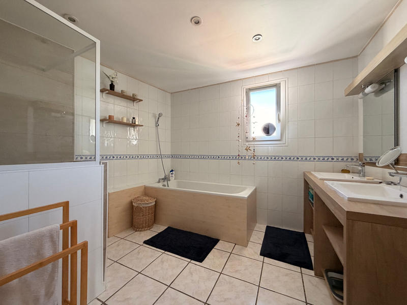 Maison - 158 m² - 4 pièces