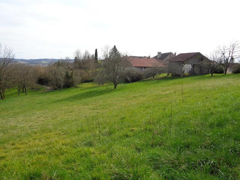 Terrain - 5 897 m²