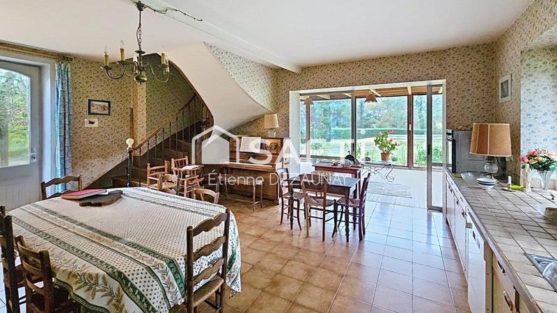 Propriété - 420 m² - 13 pièces