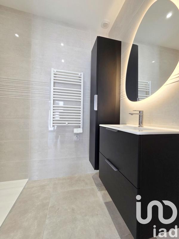 Appartement - 70 m² - 3 pièces