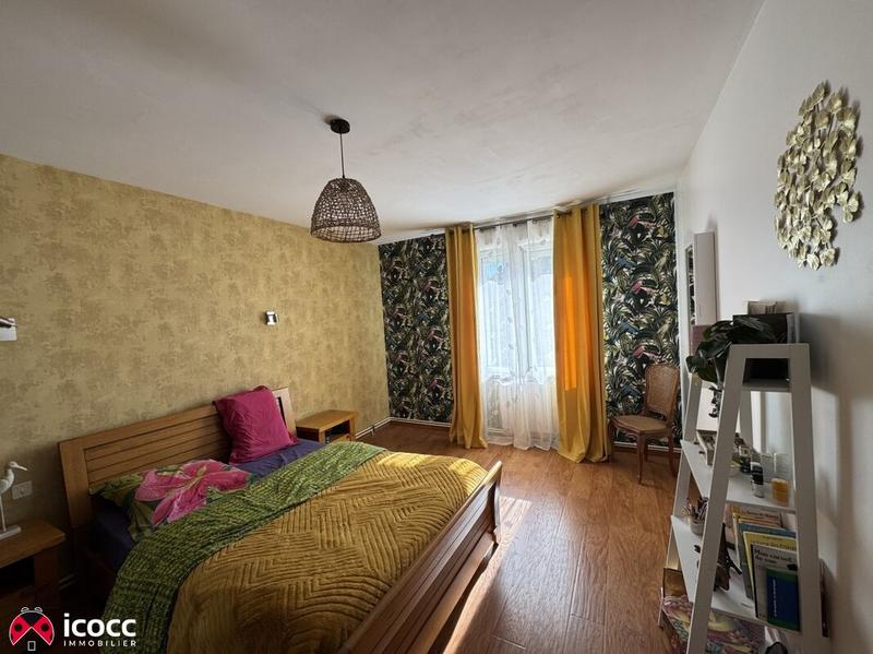 Maison - 196 m² - 6 pièces