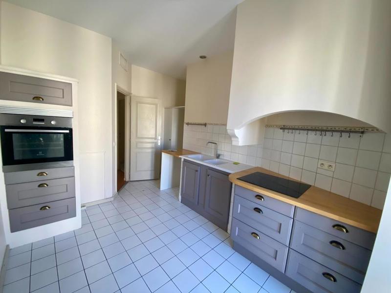 Appartement - 130 m² - 6 pièces