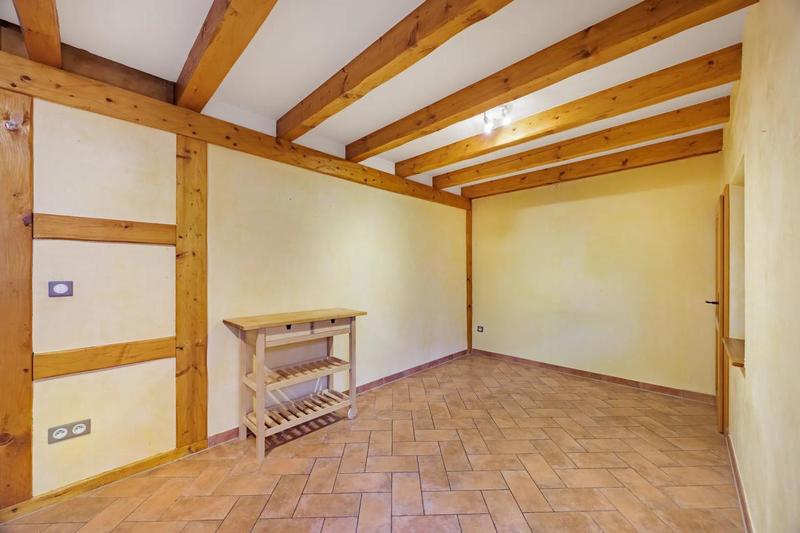 Maison - 93 m² - 4 pièces