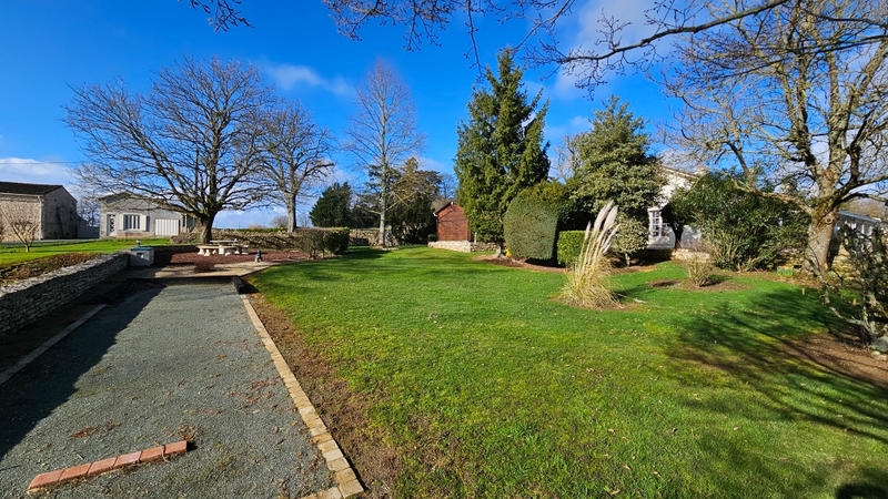 Maison - 102 m² - 5 pièces