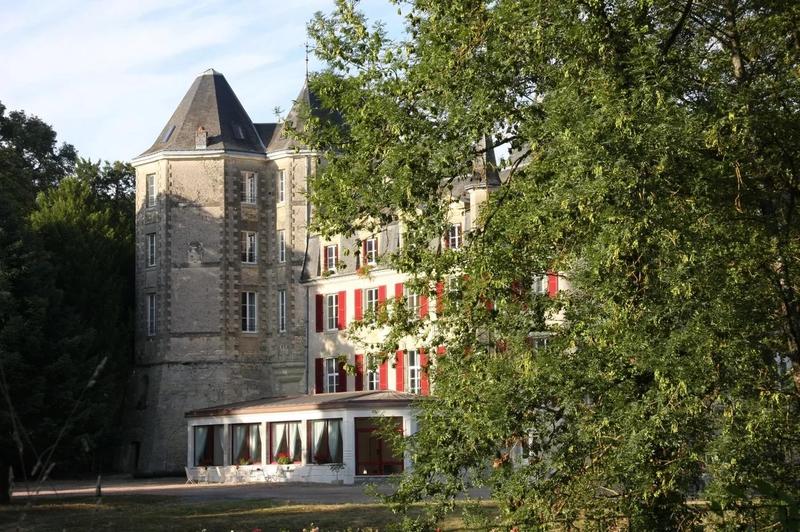 Château - 1 300 m² - 30 pièces