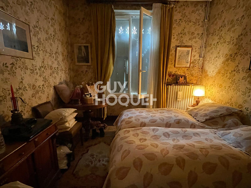 Maison - 189 m² - 7 pièces