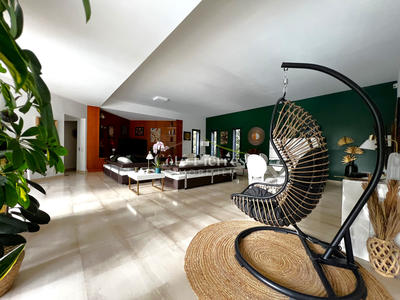 Villa - 170 m² - 5 pièces