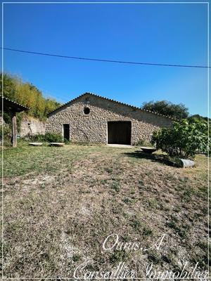 Maison - 210 m² - 6 pièces