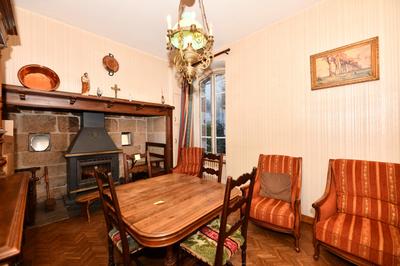 Maison - 150 m² - 9 pièces