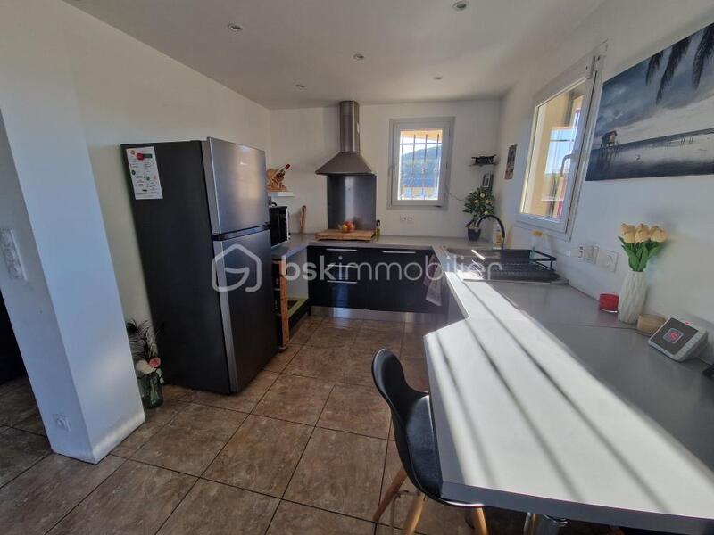 Maison - 77 m² - 3 pièces