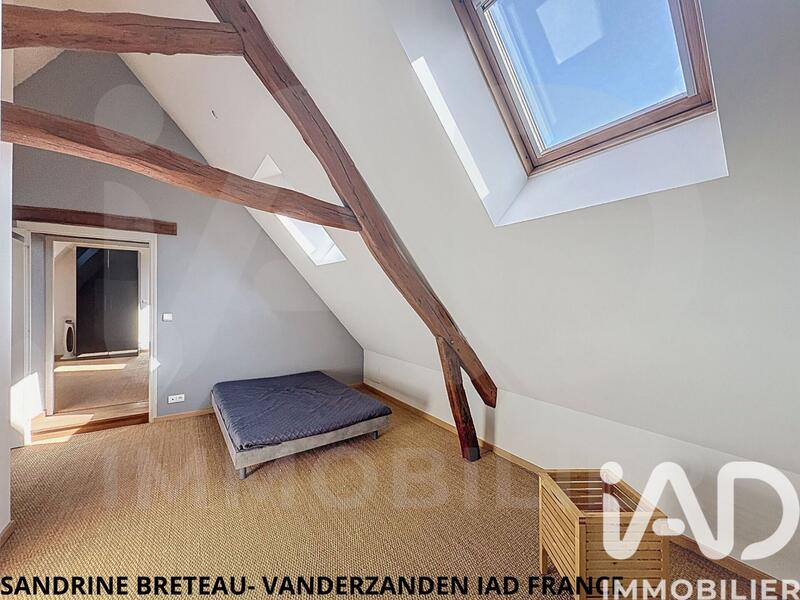 Maison - 202 m² - 7 pièces