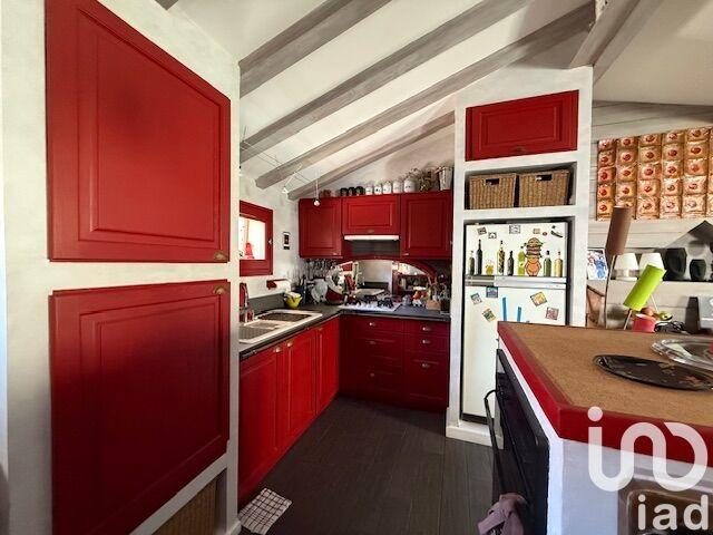 Appartement - 144 m² - 3 pièces