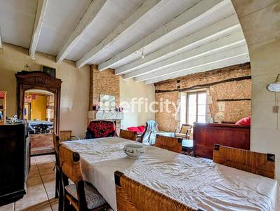 Maison - 205 m² - 10 pièces