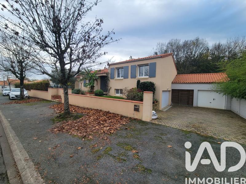 Maison - 120 m² - 6 pièces