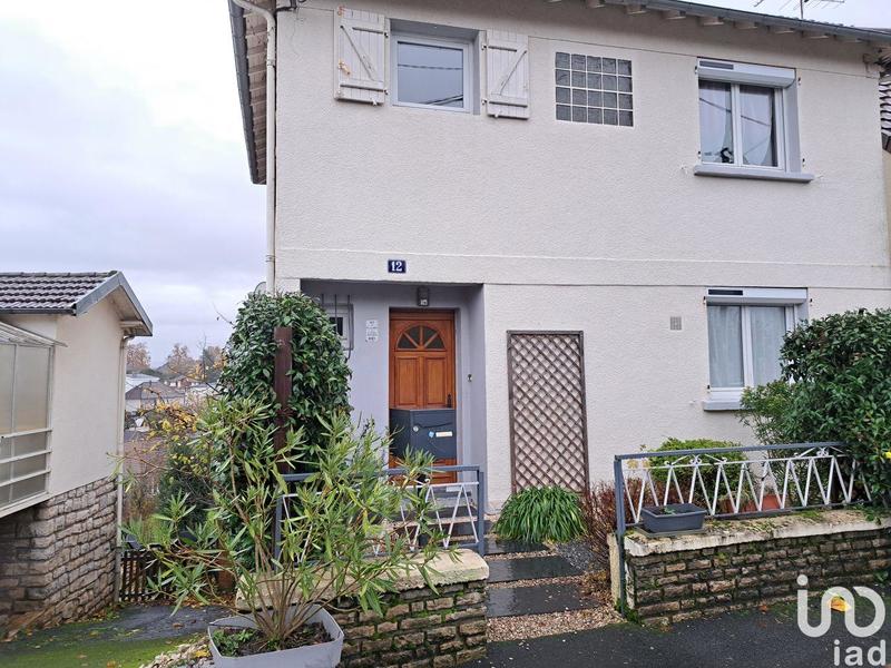 Maison - 180 m² - 6 pièces