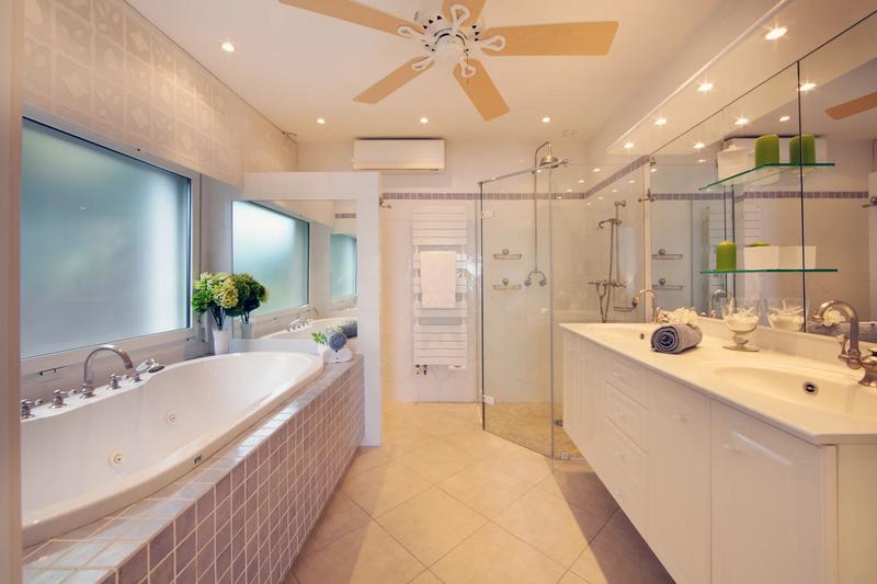 Villa - 231 m² - 6 pièces