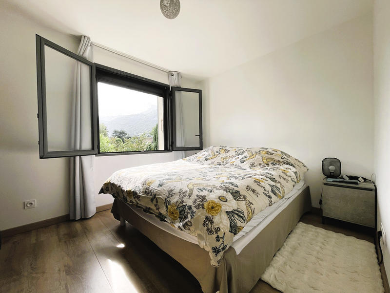 Maison traditionnelle - 120 m² - 6 pièces