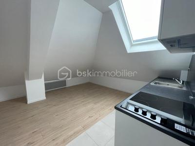 Studio - 15 m² - 1 pièce