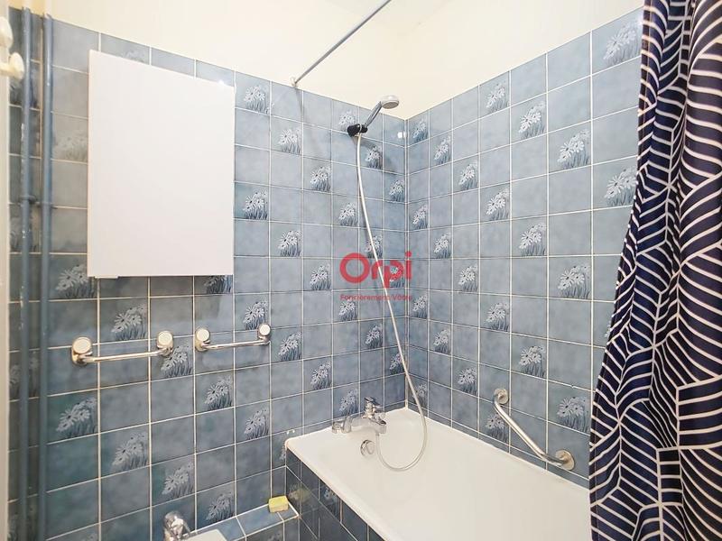 Appartement - 90 m² - 4 pièces